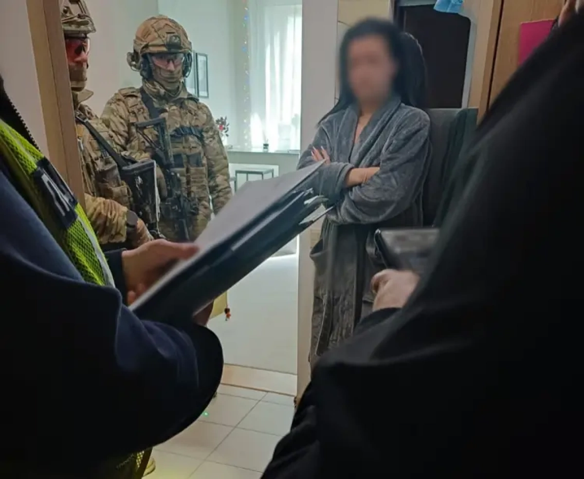 У Києві викрили жінку, яка організовувала фіктивні шлюби для іноземців