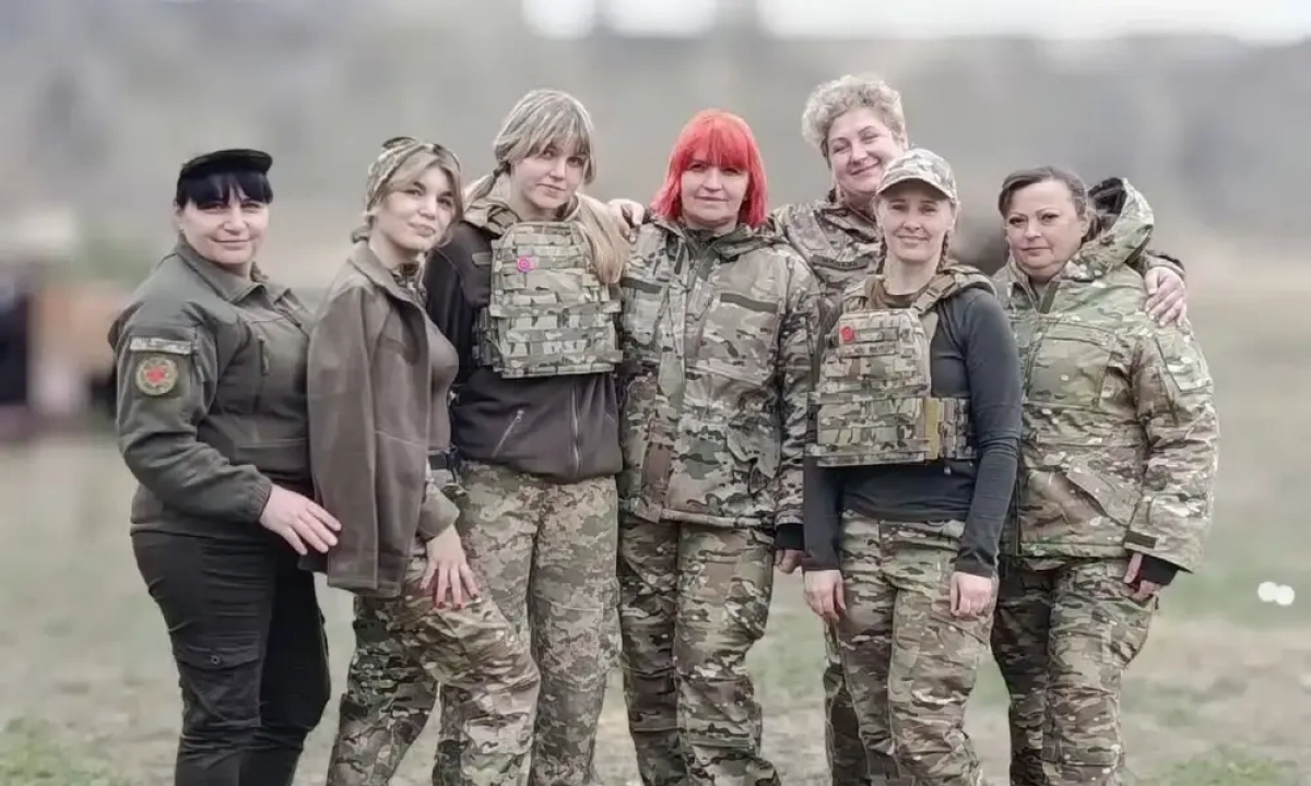 Після роботи — на вишкіл: жінки-добровольці Переяслава готуються до оборони громади
