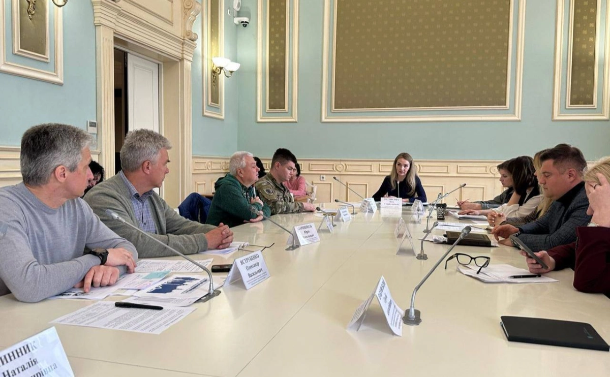 У Києві відновлять тактильну навігацію на тротуарах після зими