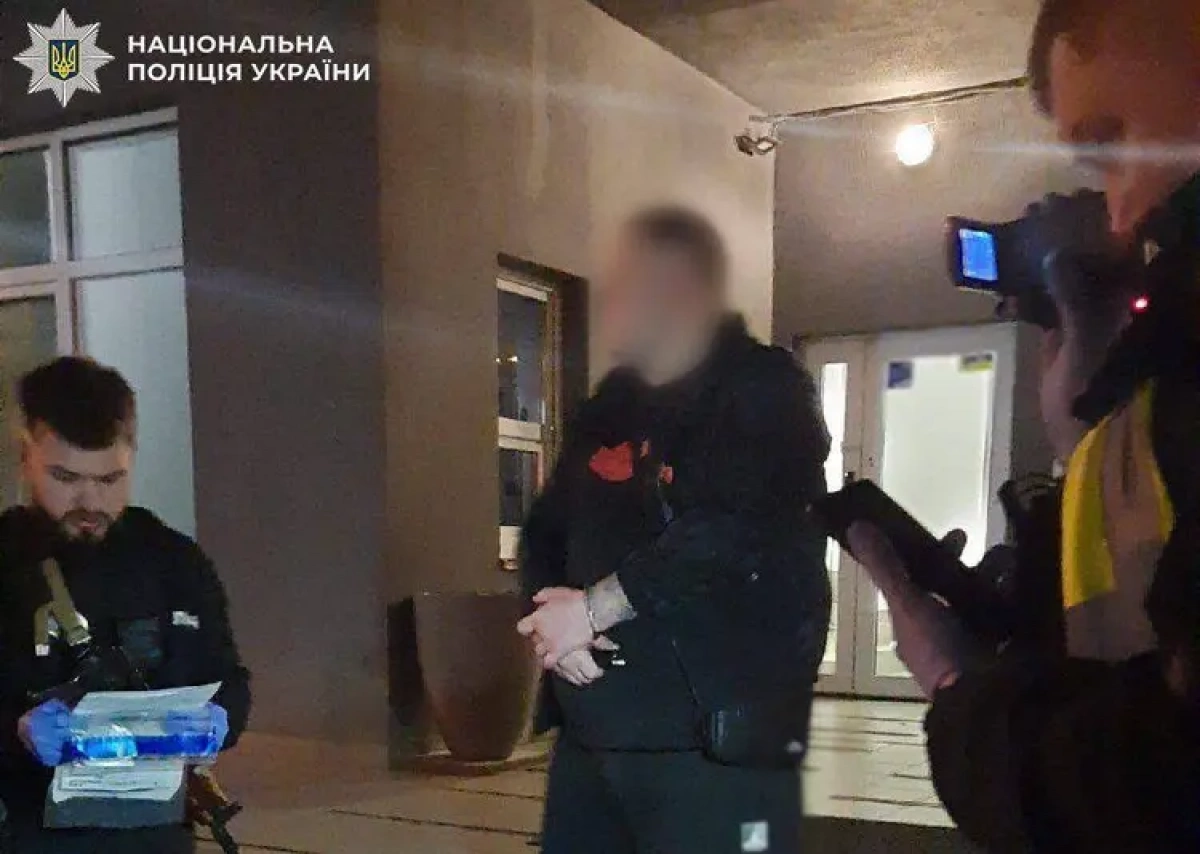 Нічна стрілянина у Дарниці: поліція затримала чоловіка з гумовою зброєю