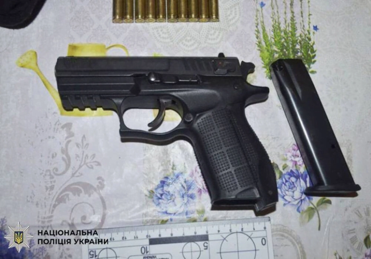 У Києві засудили чоловіка за стрілянину та погрози поліцейським