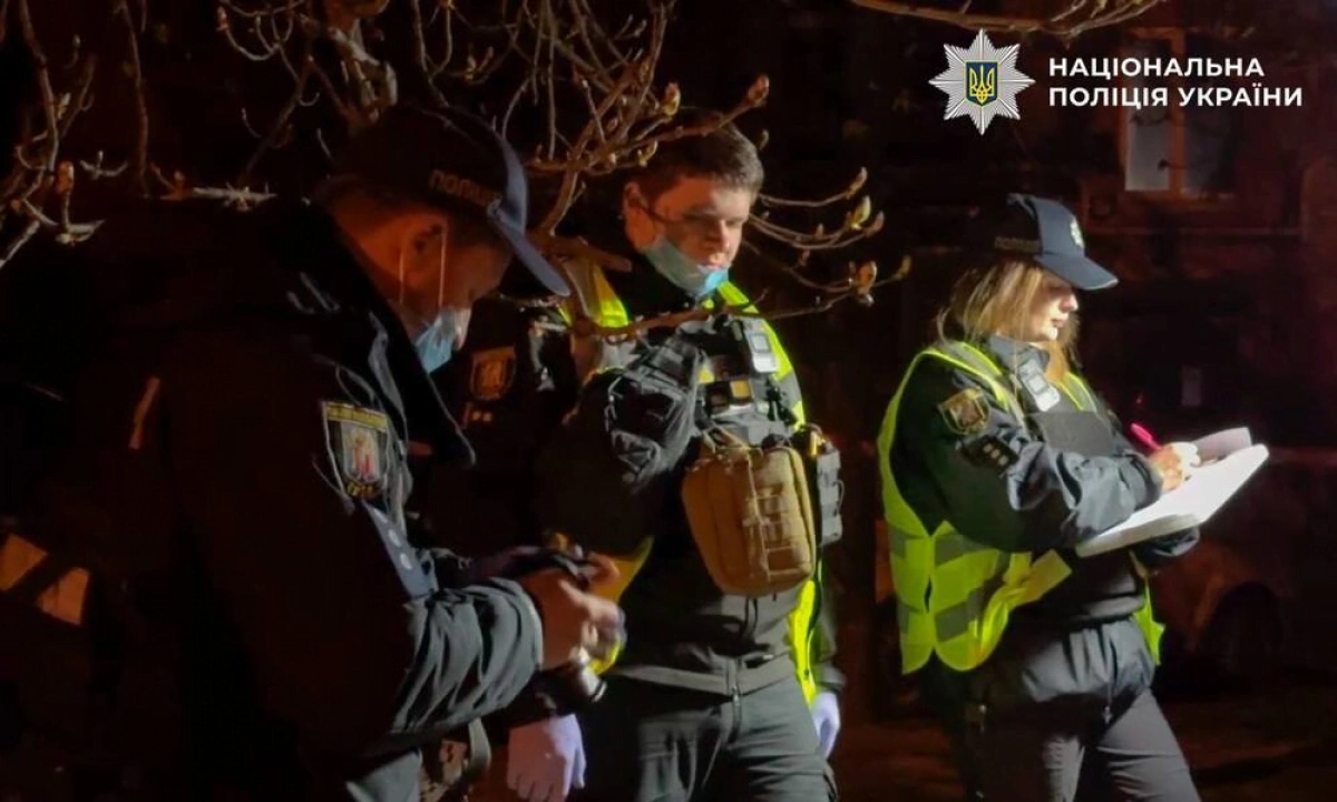 Зауваження через шум закінчилося трагедією: у Києві затримали нападника з ножем