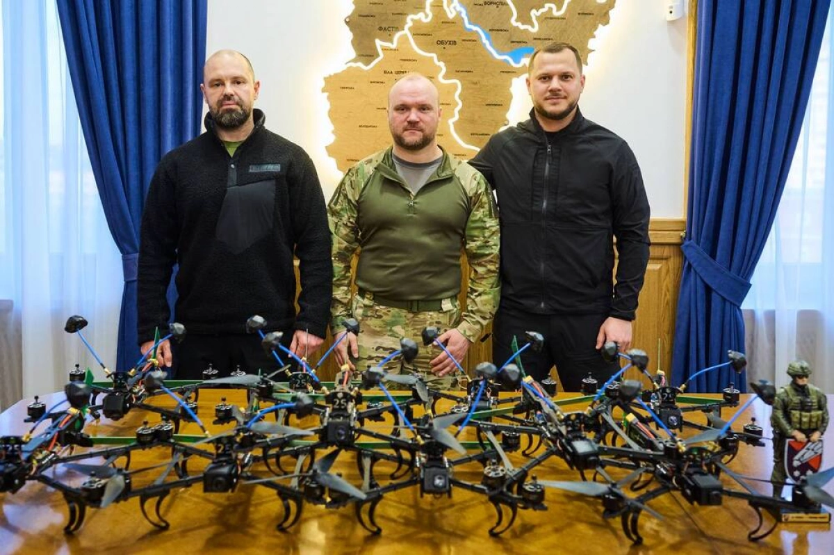 Київщина передала бригаді на Покровському напрямку понад 100 безпілотників