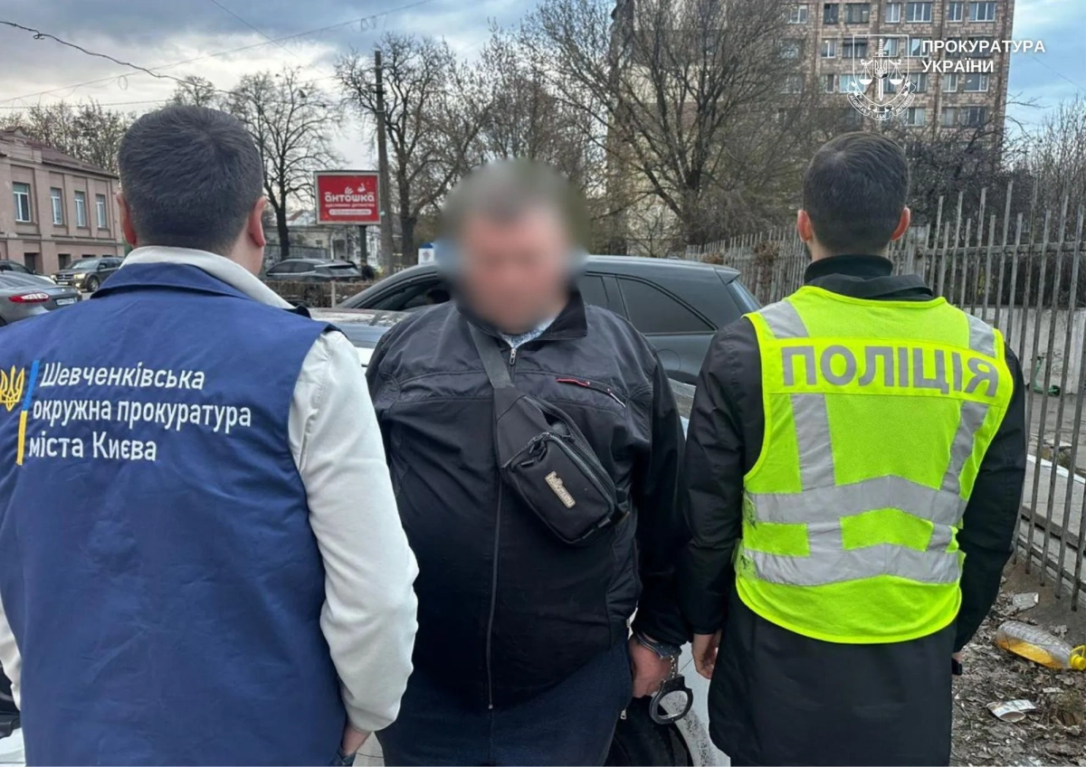 У Києві викрили дві схеми фіктивного працевлаштування для отримання «броні» від мобілізації