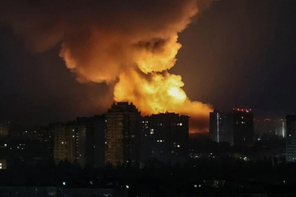 Масований удар по Києву: десятки поранених, загиблі і масштабні руйнування в чотирьох районах