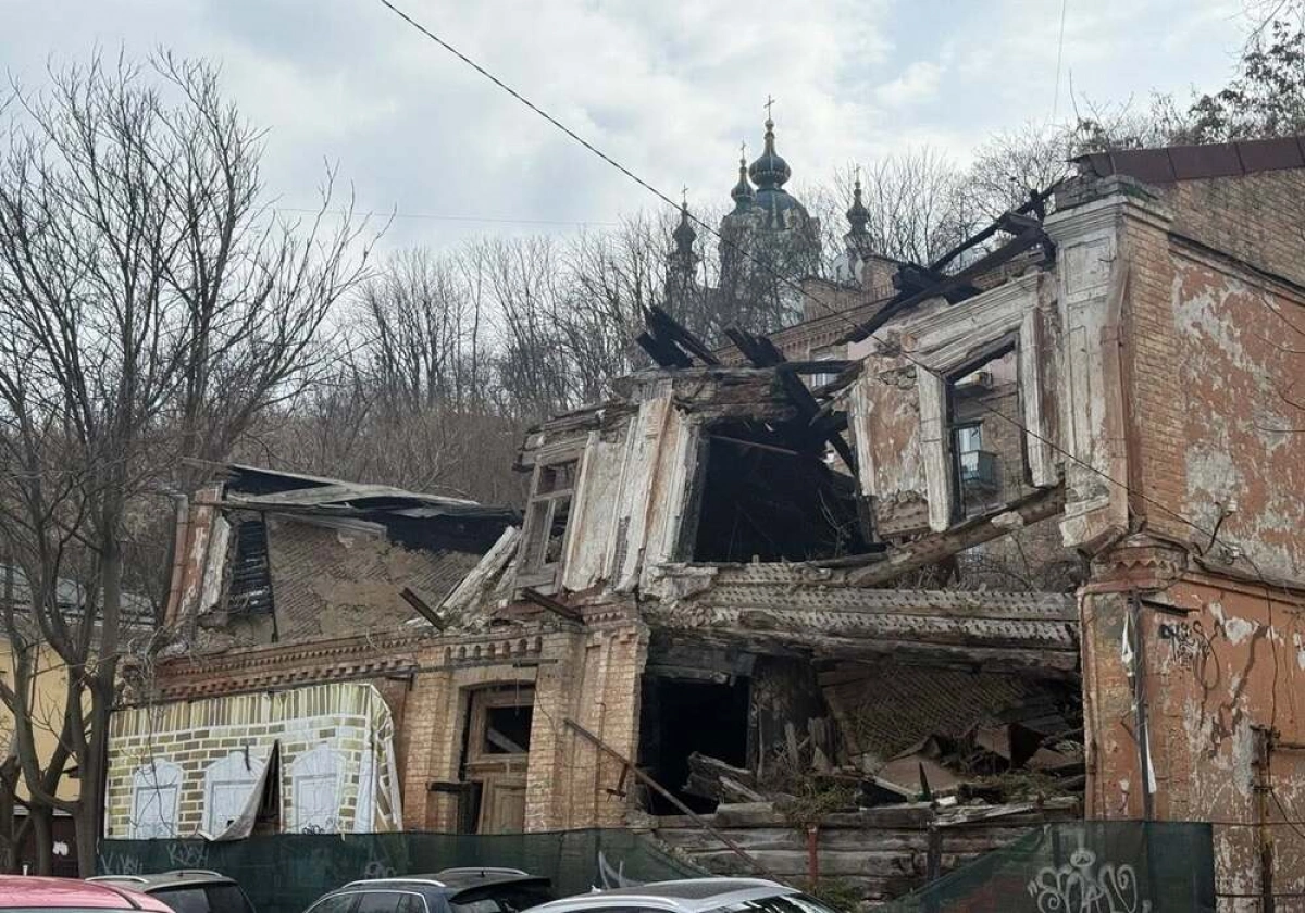 У Києві історичний будинок на Подолі позбавили охоронного статусу: що відомо