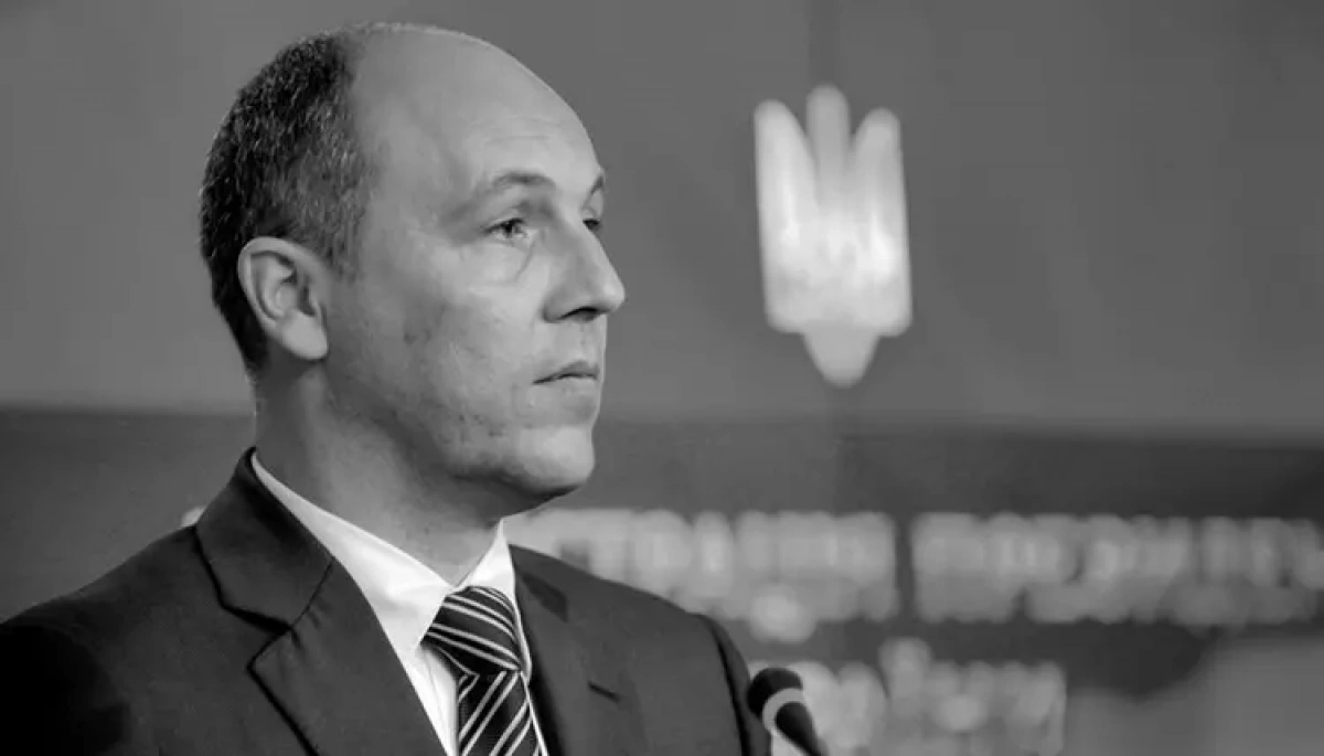 У Києві проїзд біля Верховної Ради назвали на честь Андрія Парубія