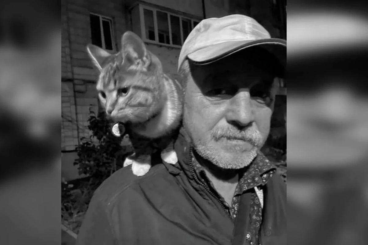 Кияни просять увіковічнити подвиг двірника, який загинув, рятуючи дитину під час теракту