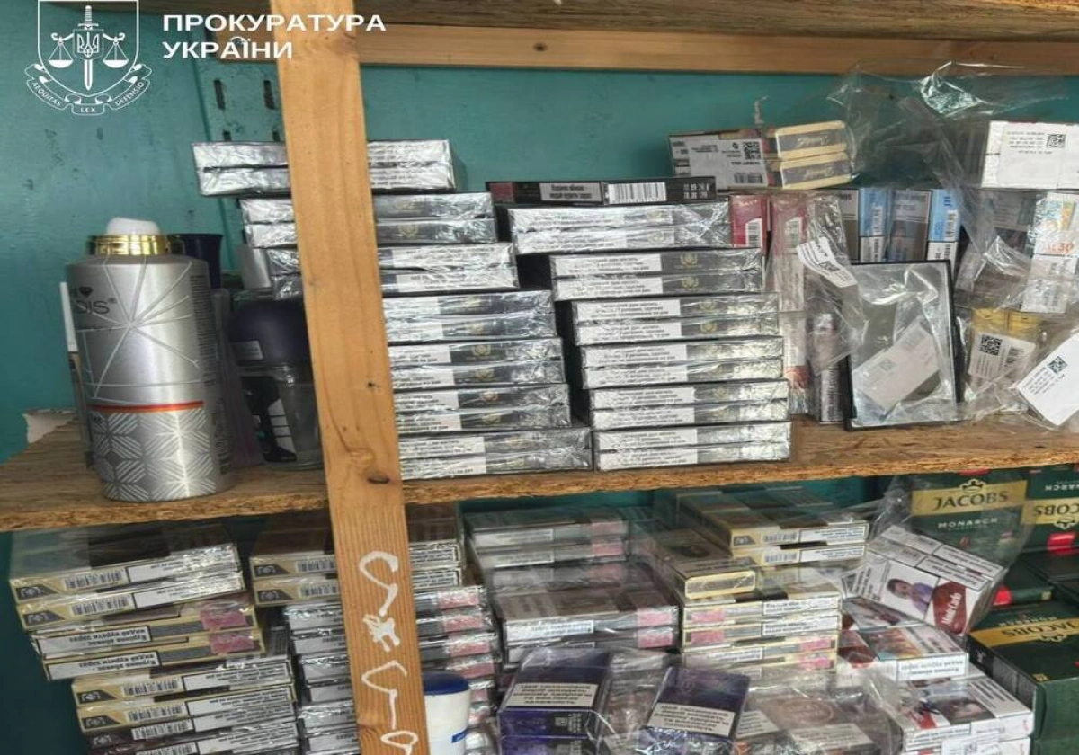 На Київщині викрили мережу контрафактних цигарок: вилучили 37 тисяч пачок без акцизу на 5,5 млн грн