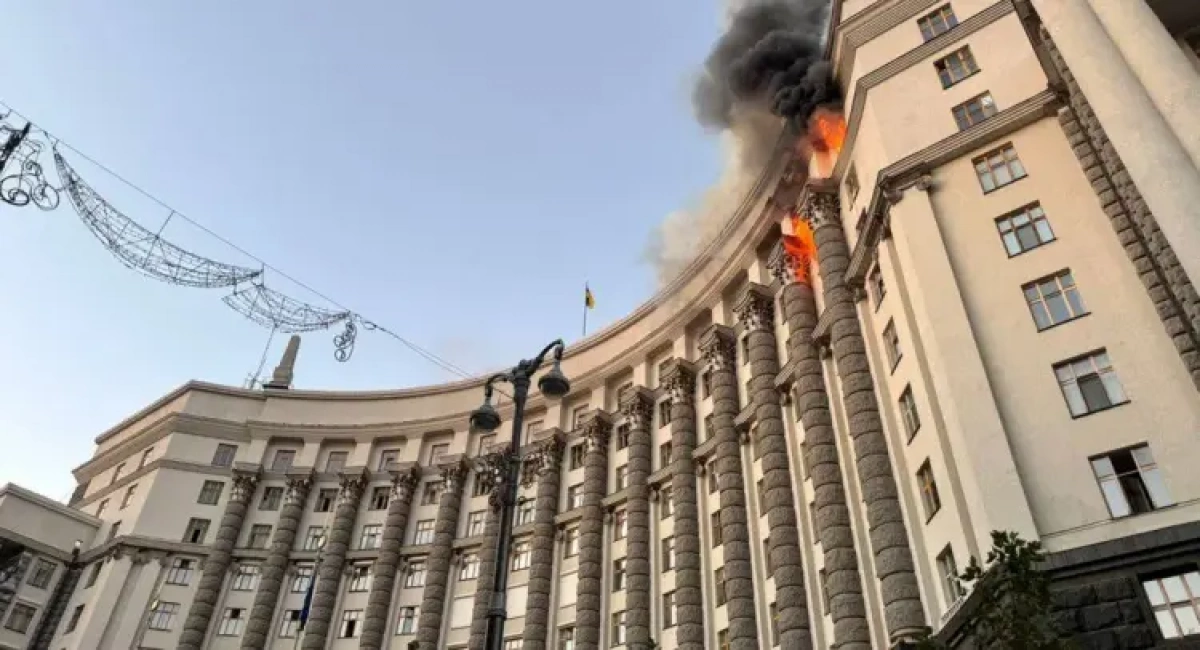 Будинок Уряду в Києві хочуть відновити у стилі кінцуґі після удару «Іскандера»