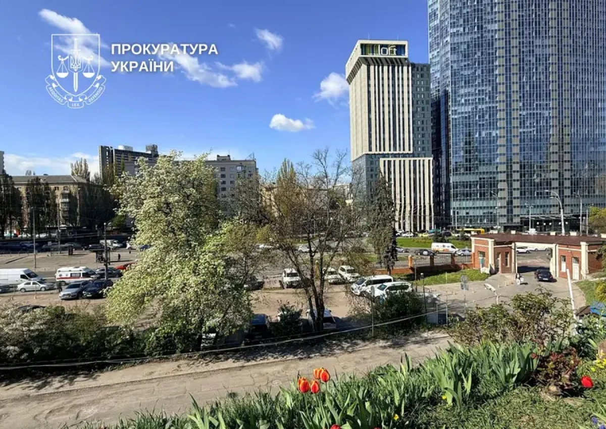 Клініка і паркінг на землі лікарні: прокуратура судиться через забудову в центрі Києва