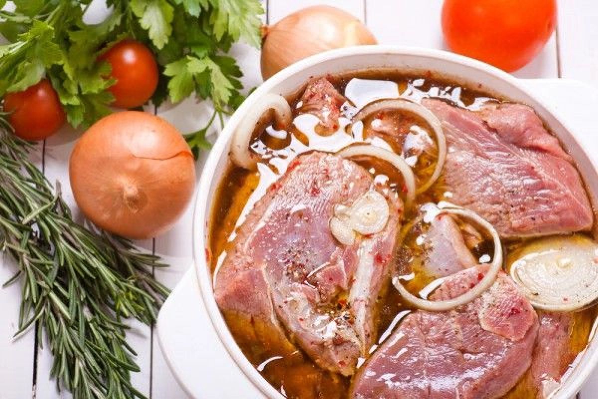 Ароматний маринад для шашлику - простий рецепт для ідеального м’яса