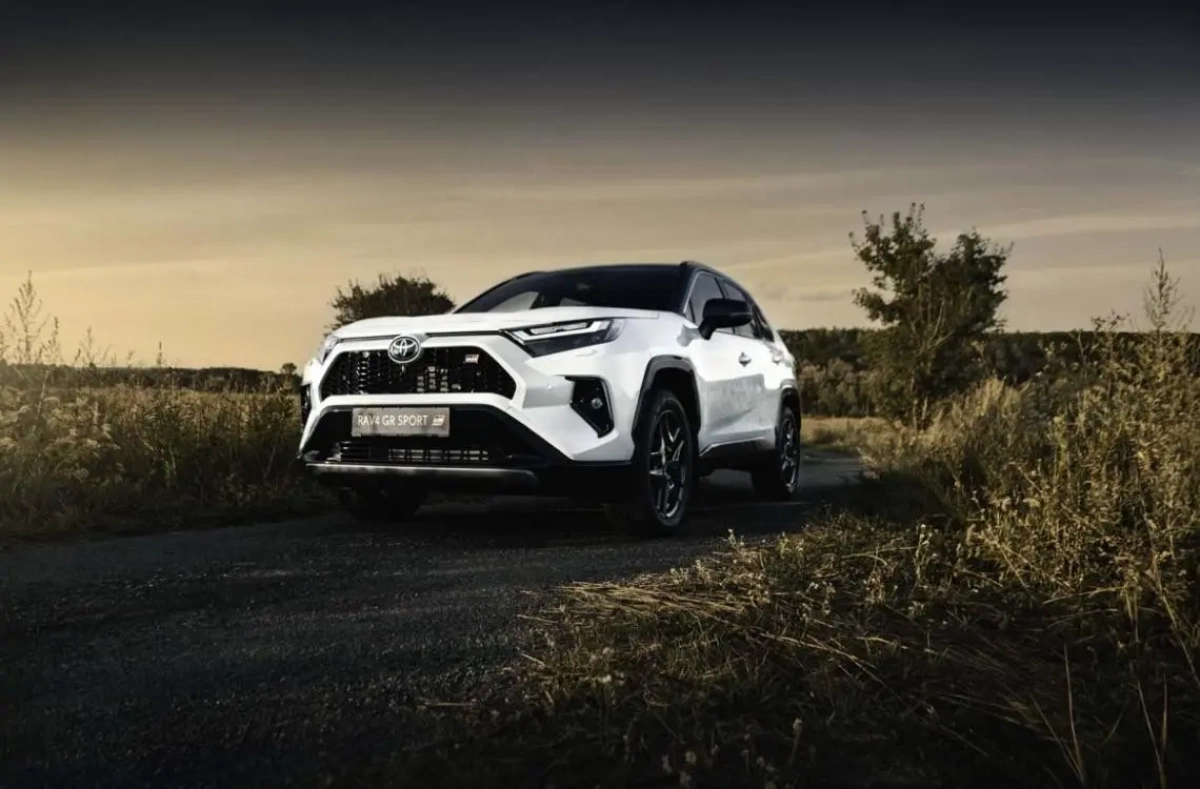 Чи підходить Toyota RAV4 для бездоріжжя: реальні тести