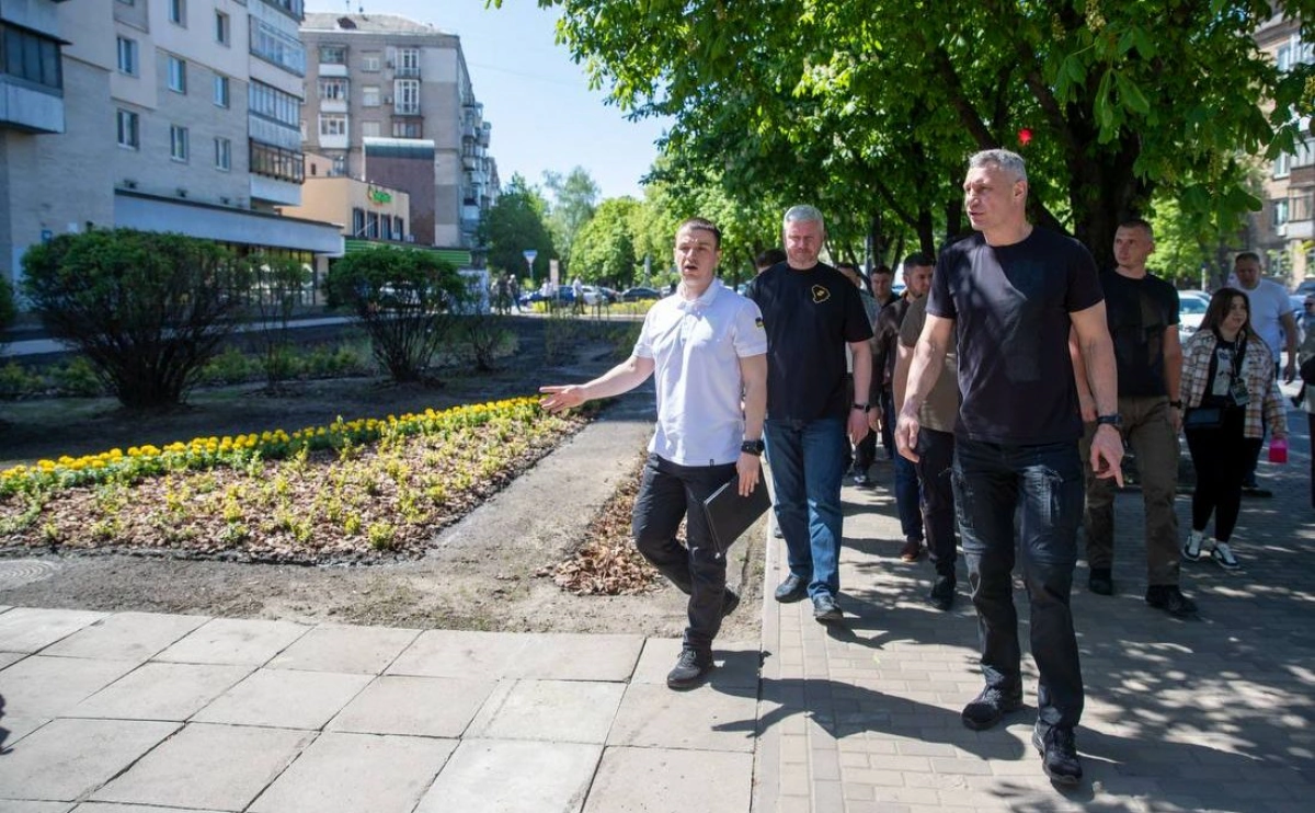 Кличко перевірив весняне прибирання Києва: що змінилося в районах столиці