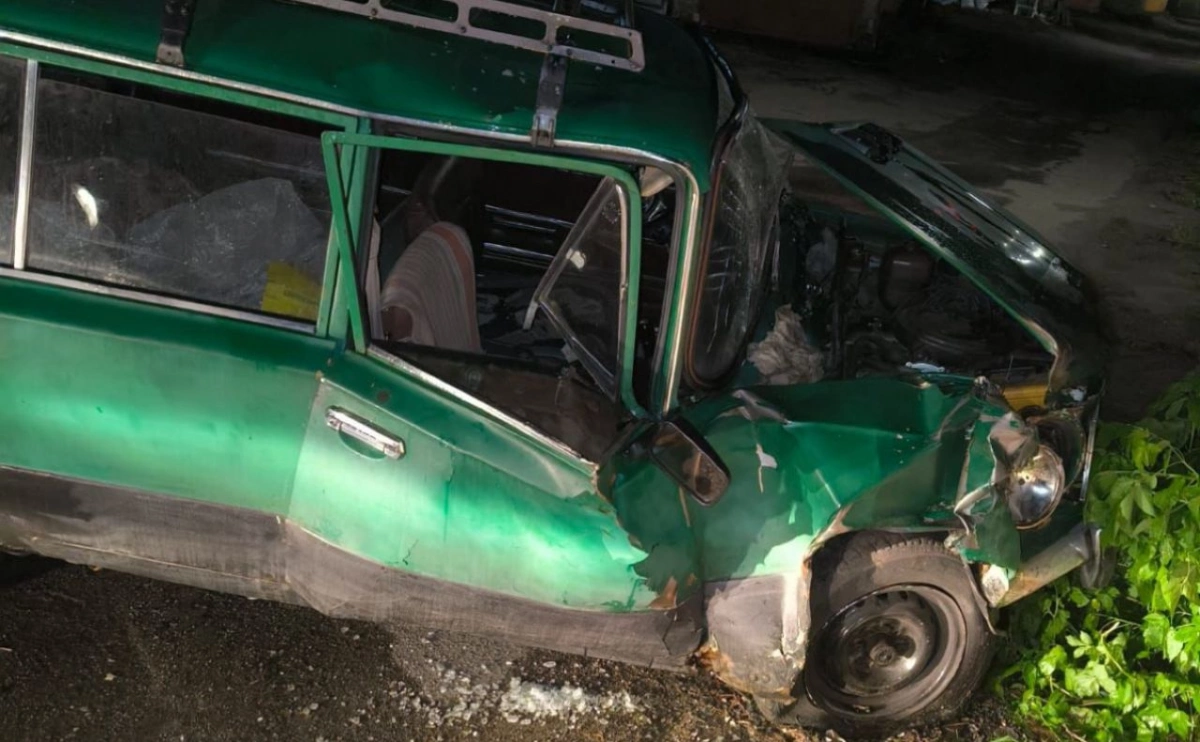 У Солом’янському районі Києва п’яний водій в’їхав у будівлю: поліція склала протоколи