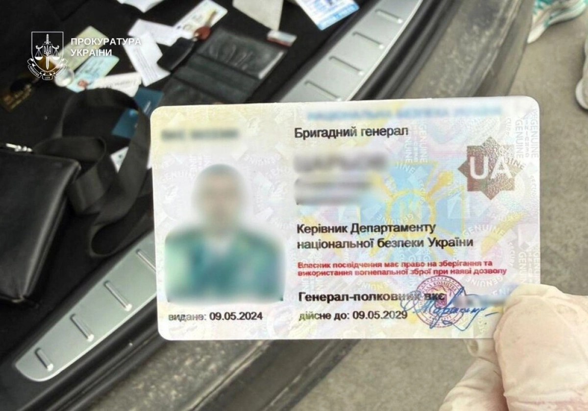 У Києві викрили схему «бронювання» та зняття з розшуку за гроші — підозра двом фігурантам