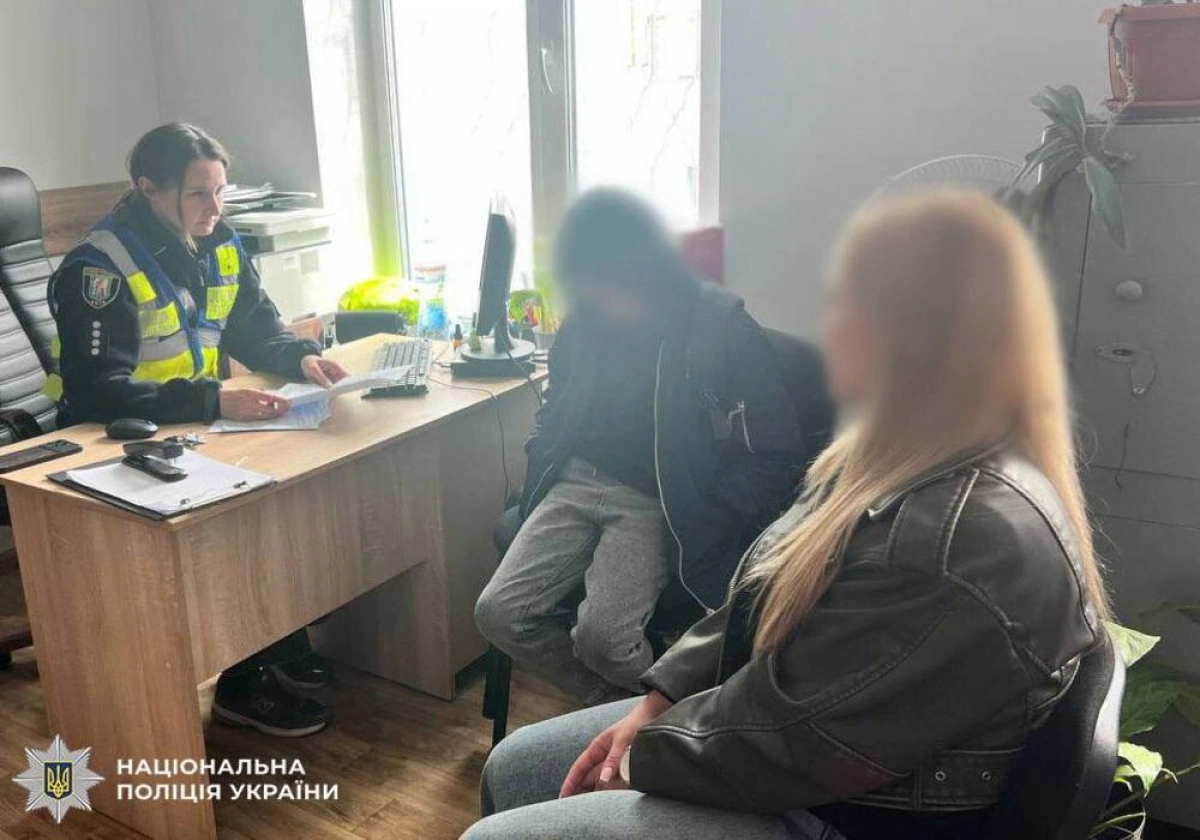 У Києві матір 12-річного хлопця притягнули до відповідальності через відео з імітацією жорстокості до кота