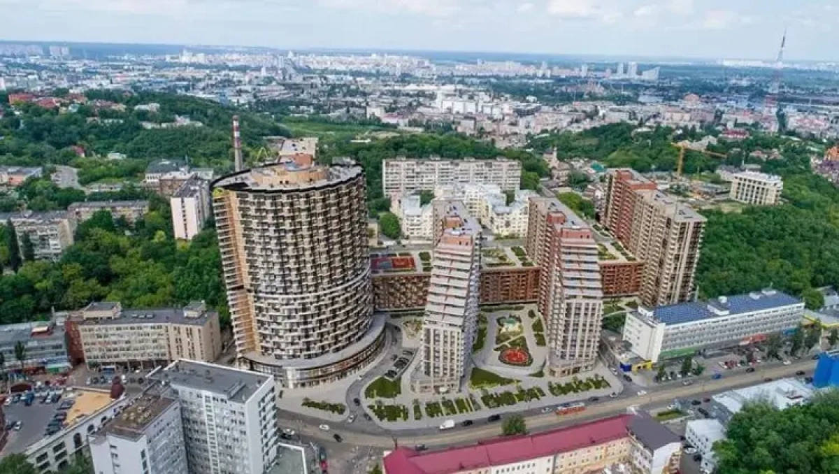 Інвесторам «Київміськбуду» обіцяють житло до кінця 2026 року — які ЖК добудують
