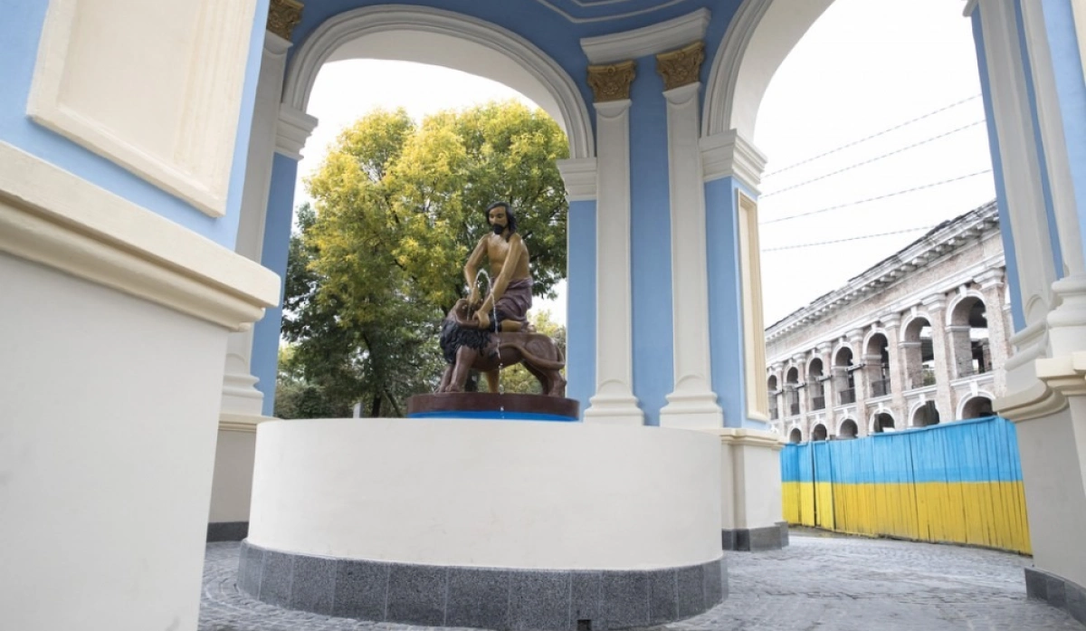 У Подільському районі Києва запрацювали фонтани: де вже можна відпочити біля води