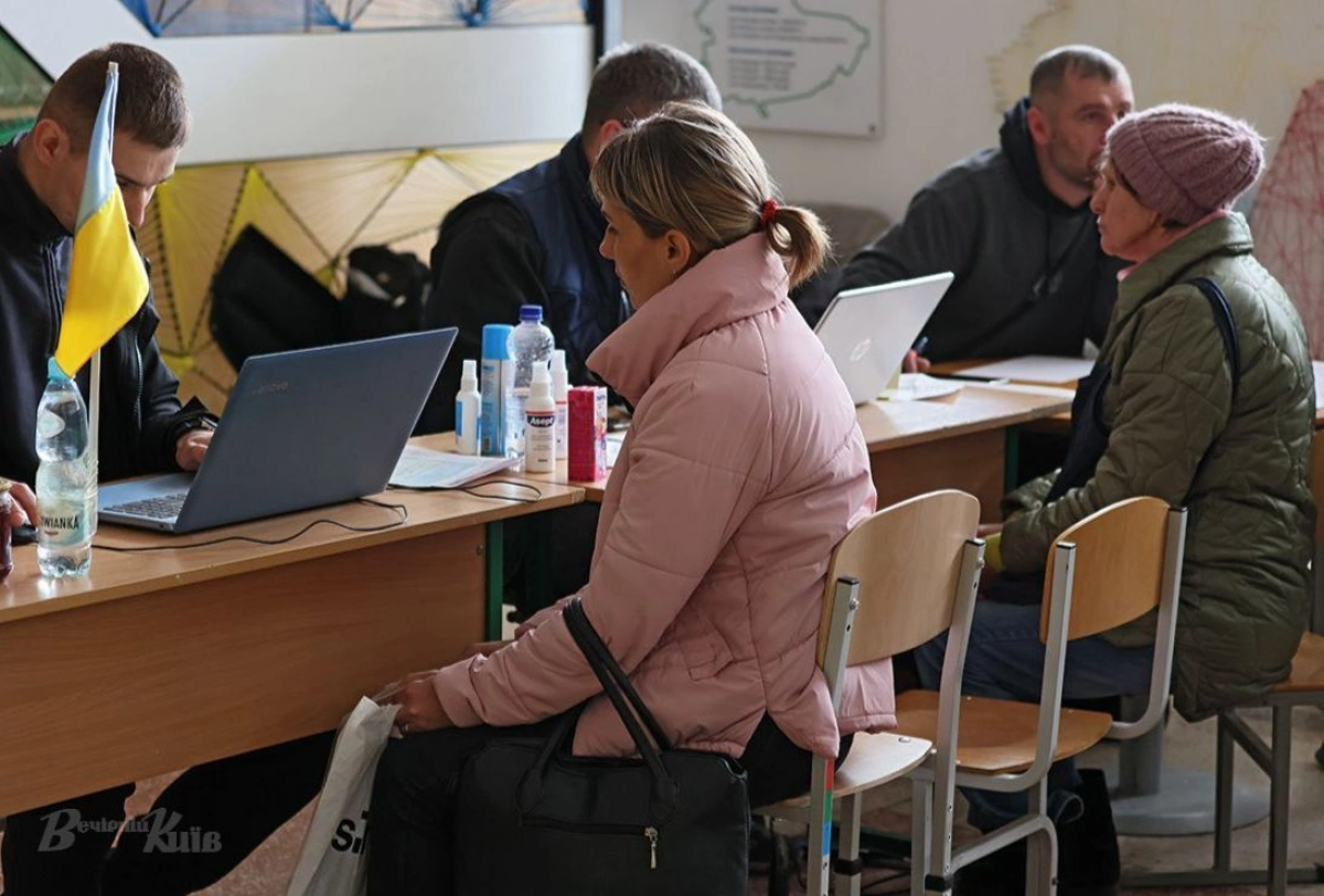 У Києві розширили підтримку ВПО: гроші, пільги та безкоштовне харчування