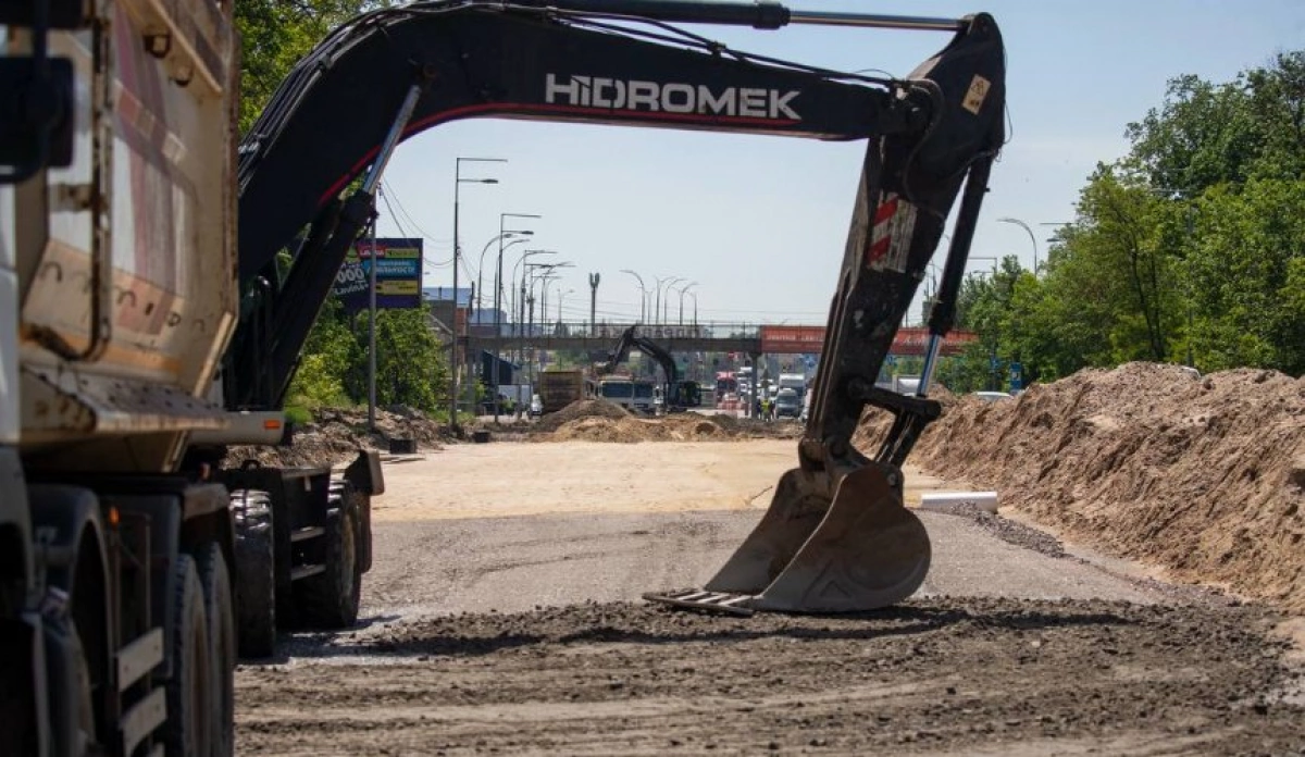 У Києві розширюють вулицю Міську: що вже зробили під час капремонту