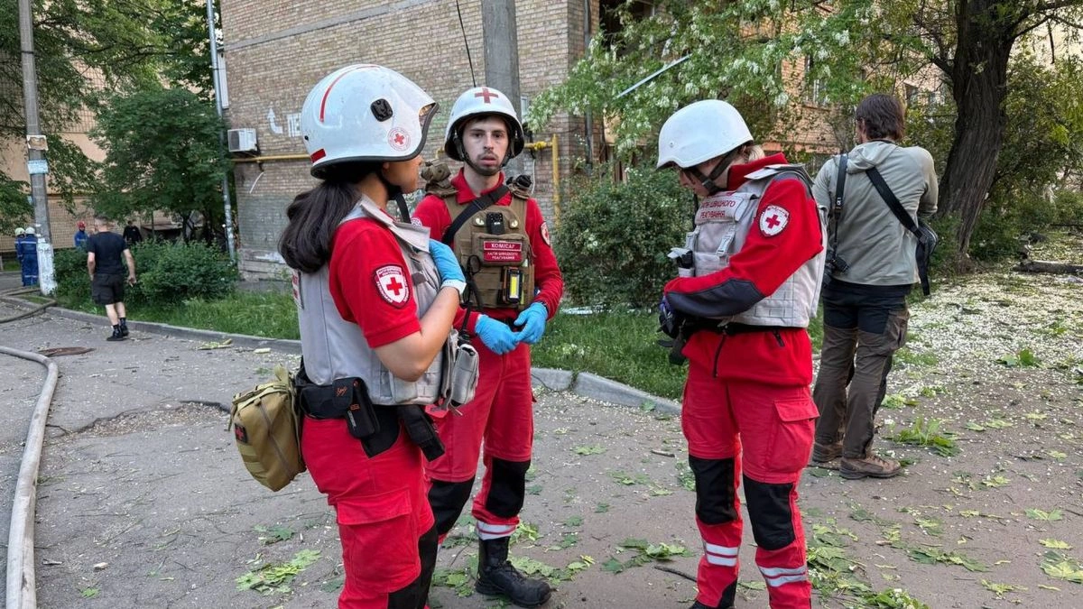 У Шевченківському районі Києва відкрили чотири штаби допомоги після атаки РФ