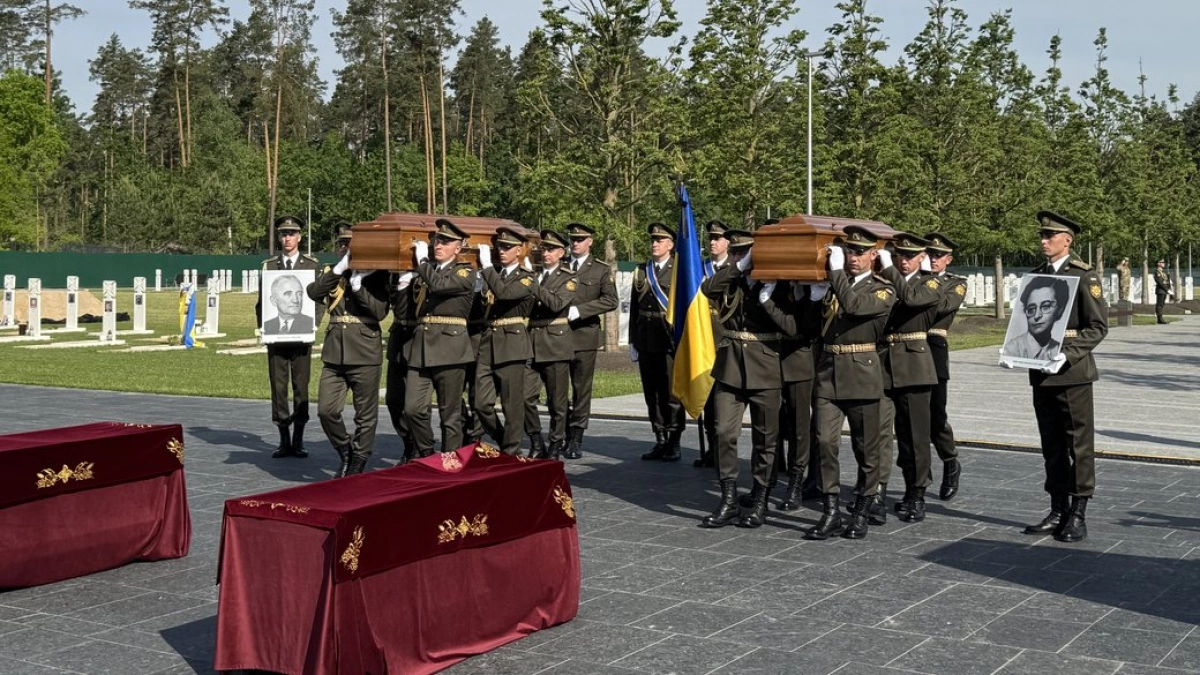 На Київщині перепоховали лідера ОУН Андрія Мельника та його дружину Софію