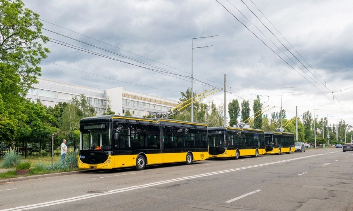 У Києві скоротився випуск тролейбусів на 35% після підвищення тарифів