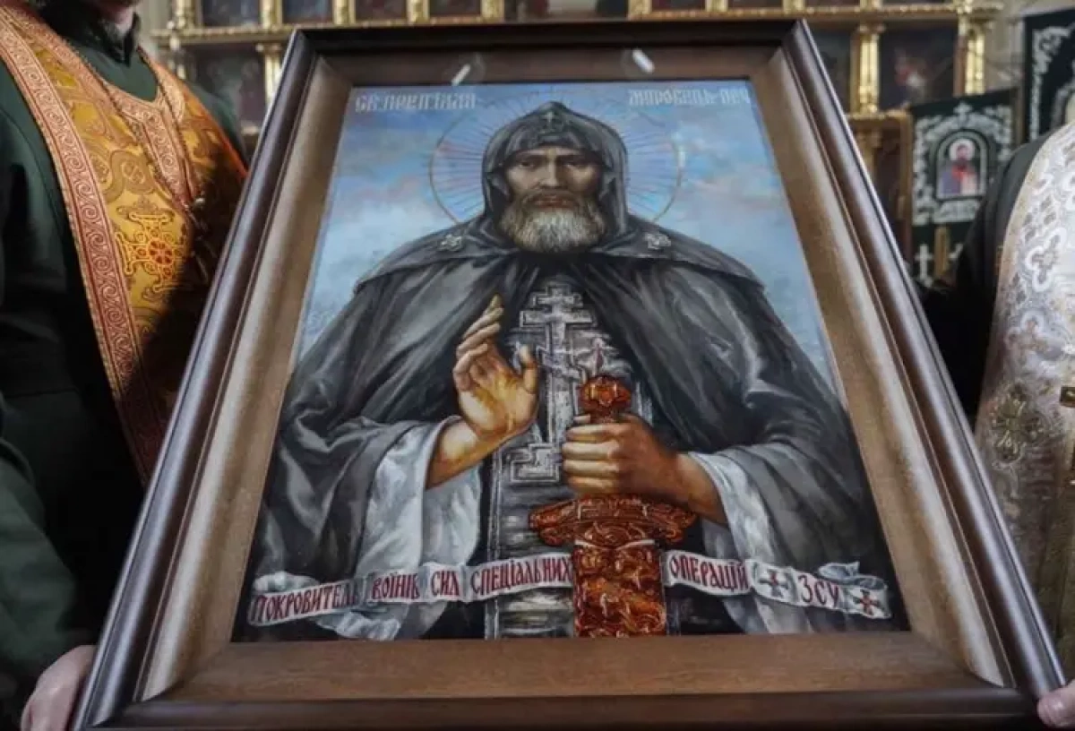 У Києво-Печерській лаврі змінили табличку біля мощів Іллі Муровця