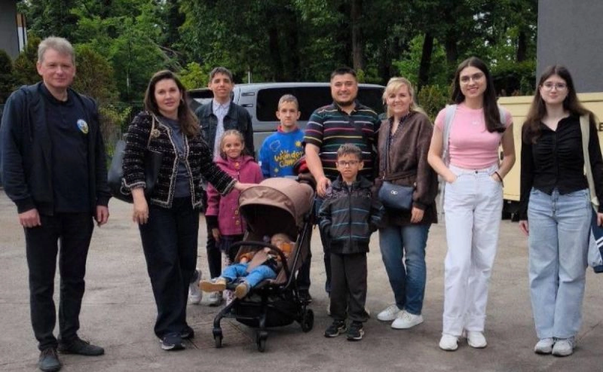 У КиївЗоо діти та прийомні родини проходили зоотерапію для емоційного відновлення
