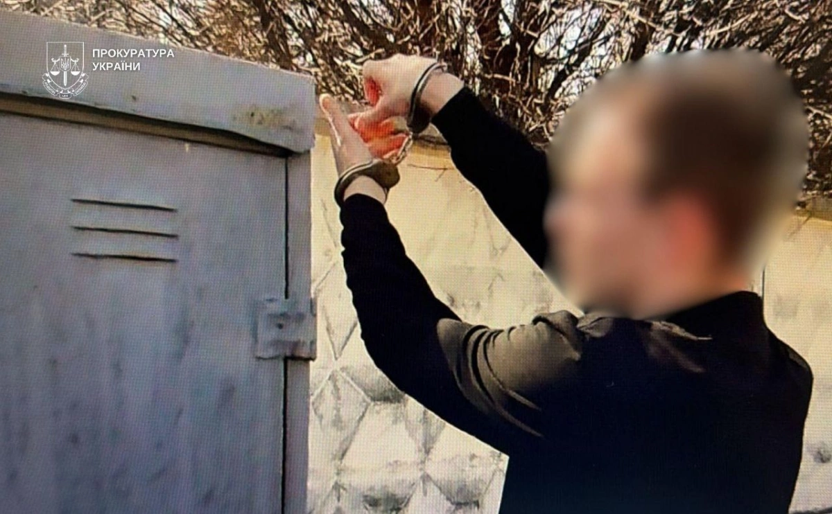 У Києві засудили на 10 років чоловіка, який намагався спалити релейну шафу «Укрзалізниці»