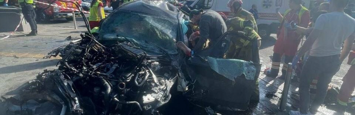 Смертельна ДТП у Києві: водій Mercedes раніше неодноразово перевищував швидкість