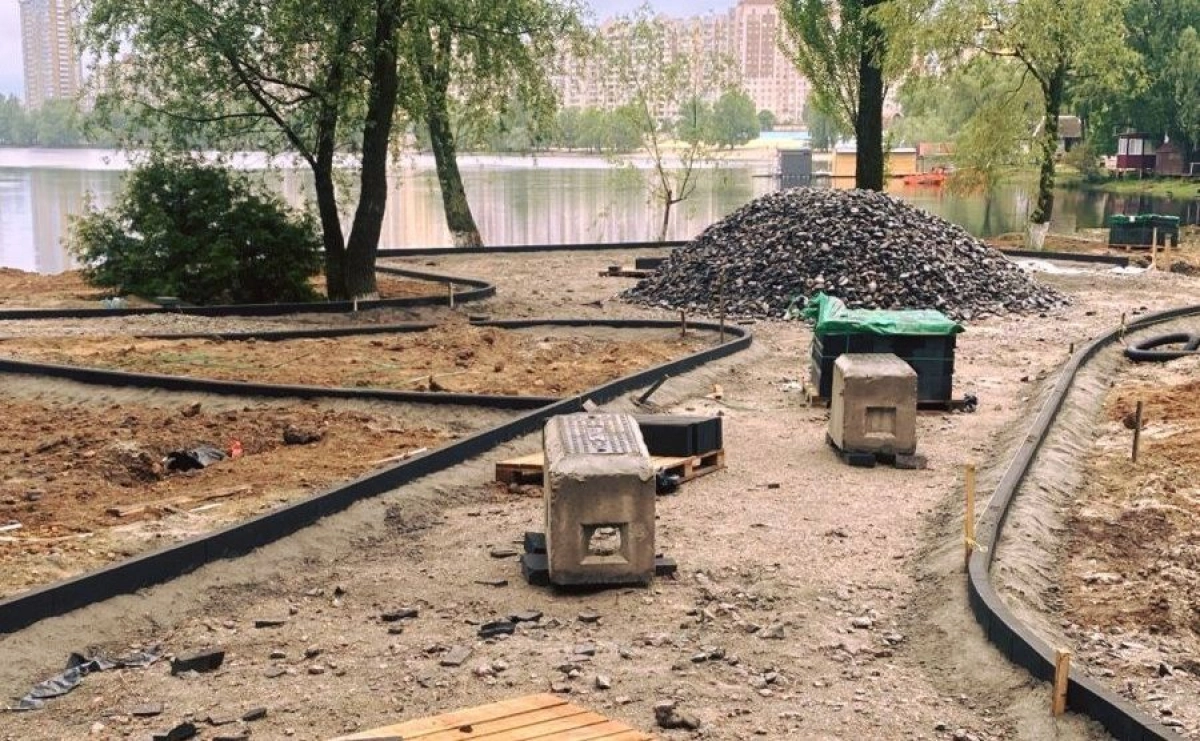 На Прирічній вулиці обмежать пересування через ремонт нового скверу до 21 червня