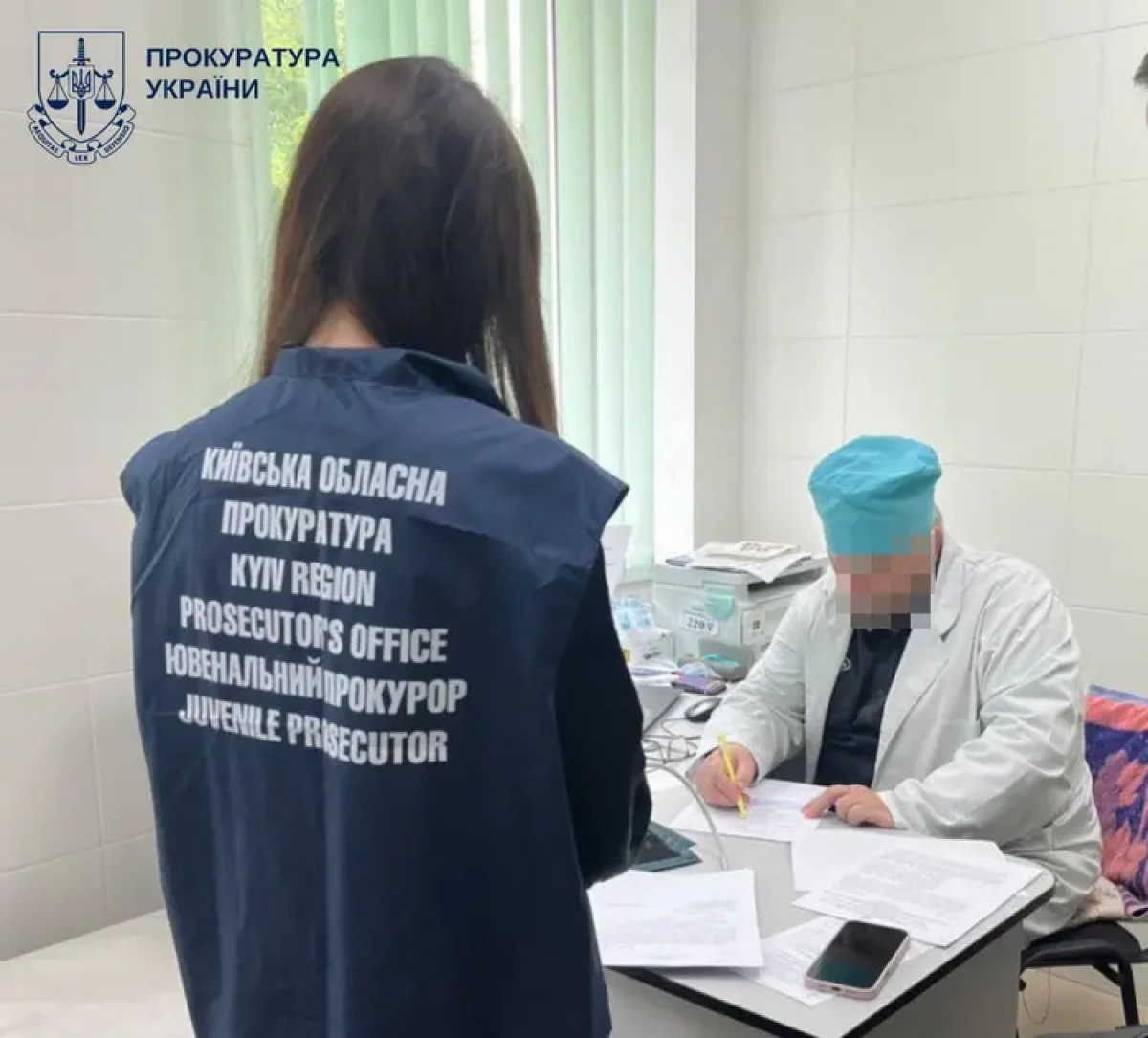 На Київщині лікаря підозрюють у ненаданні допомоги дитині: хлопчик отримав інвалідність