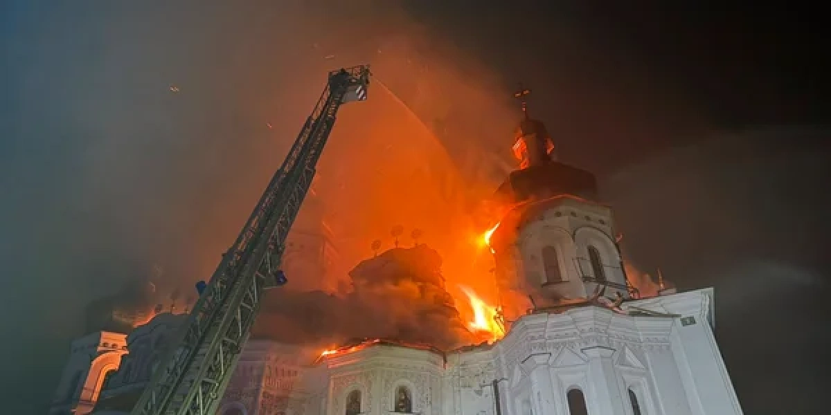 Росія поширює фейк про удар по Києво-Печерській лаврі: що насправді сталося