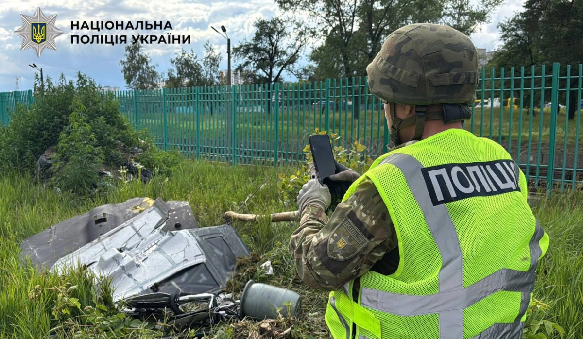 У Києві в Деснянському районі виявили російський дрон «Герань-2» із бойовою частиною