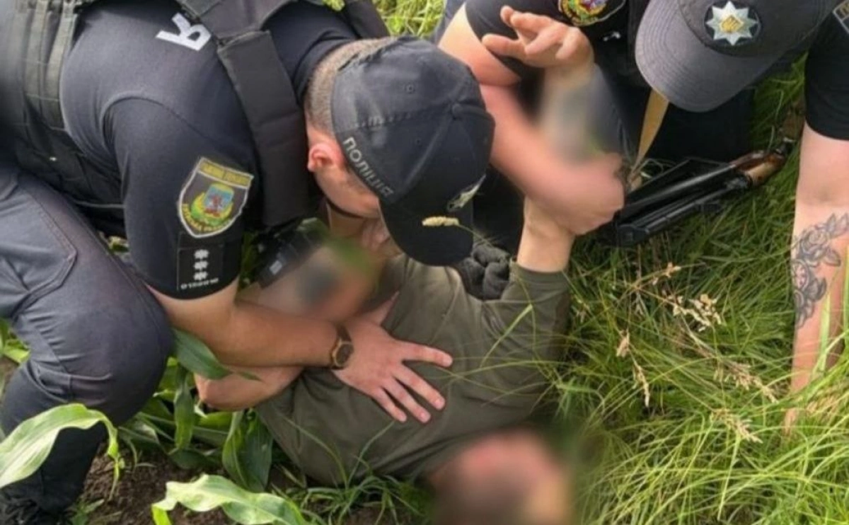 На Київщині чоловік жорстоко вбив 17-річну дівчину під час нічного нападу