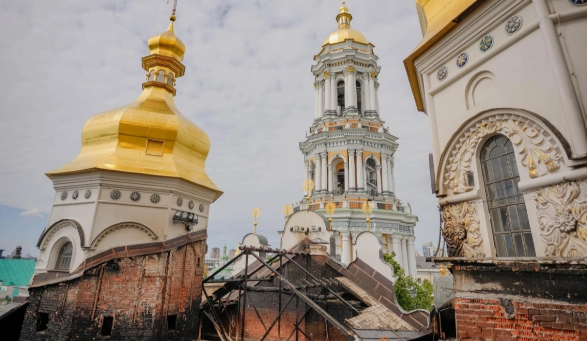 Греція долучиться до відновлення Києво-Печерської лаври після російської атаки