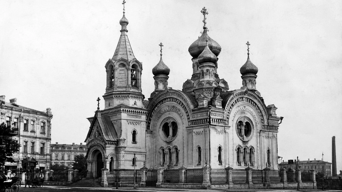 Замість шедевра модерну — парковка: як у Києві знищили унікальну Іллінську церкву на Жилянській
