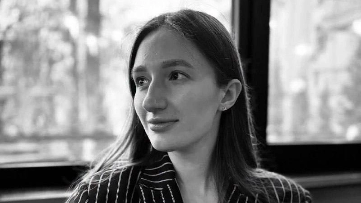 Загиблою внаслідок удару РФ по пляжу в Одесі виявилася 26-річна Дар'я Кравченко