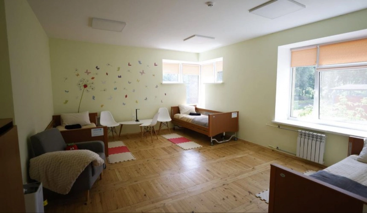 У Києві запускають послугу «тимчасового відпочинку» для батьків дітей з інвалідністю: як отримати