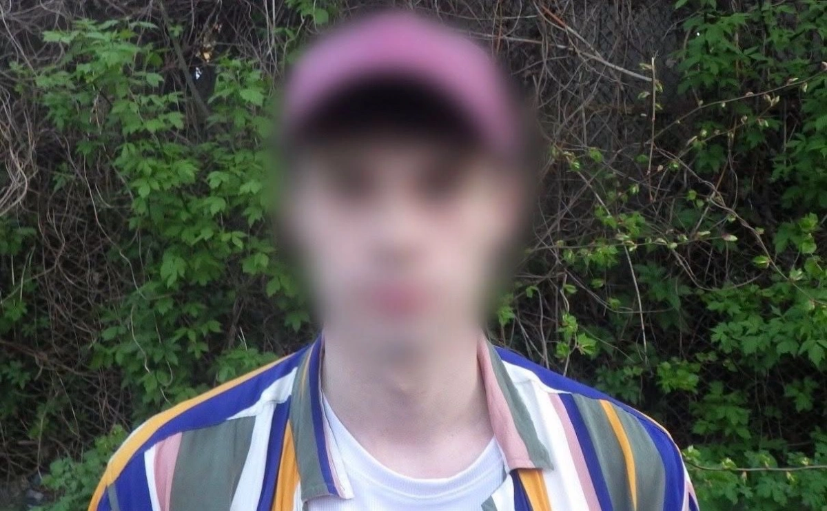 У Києві судитимуть чоловіка за 37 колб із канабісом у лісосмузі