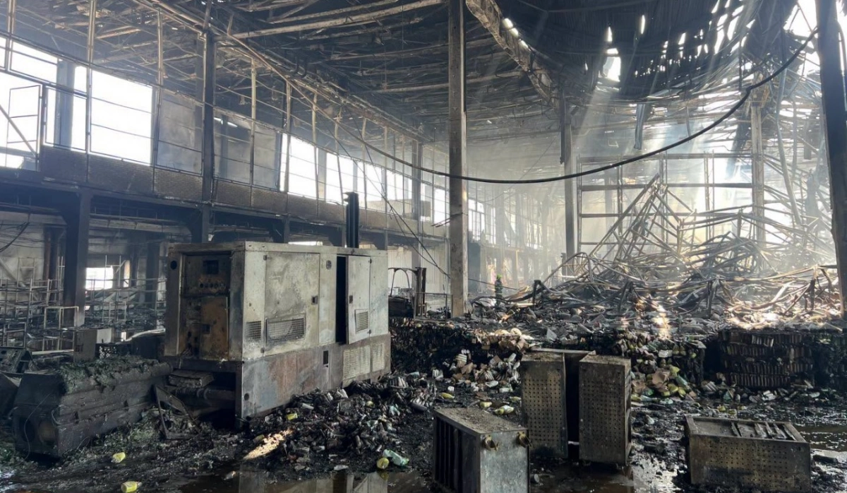 У Києві під час обстрілу знищено гуманітарний склад Червоного Хреста: втрачено 320 тисяч одиниць допомоги