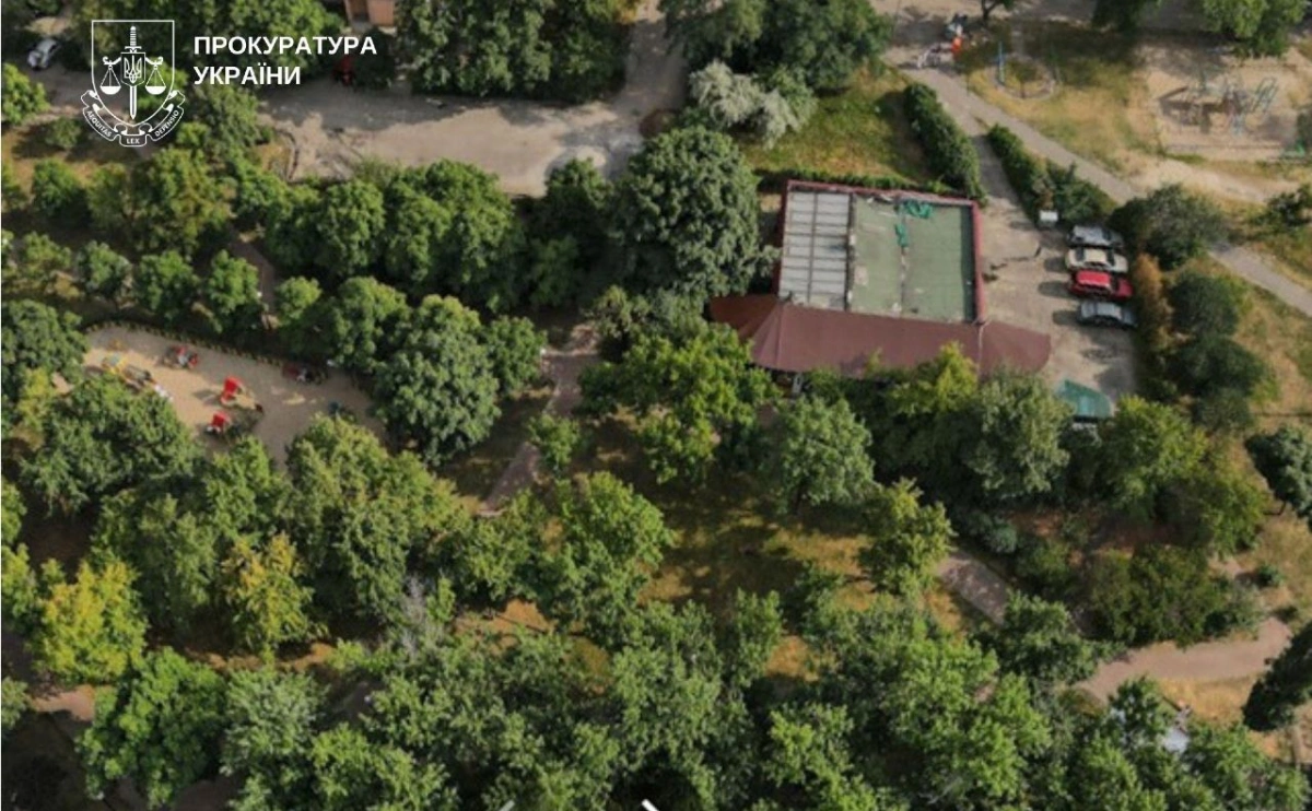 У Києві через суд хочуть звільнити сквер на Оболоні від незаконної забудови: що відомо
