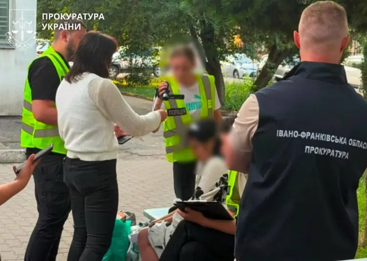 Мешканку Київщини підозрюють у продажі новонародженої дитини за 20 тисяч доларів