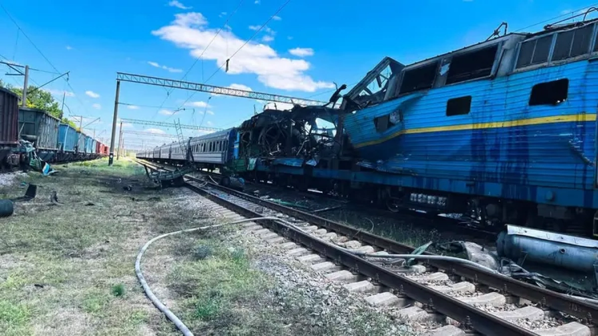 Російський дрон атакував поїзд Київ — Запоріжжя: пасажирів евакуювали