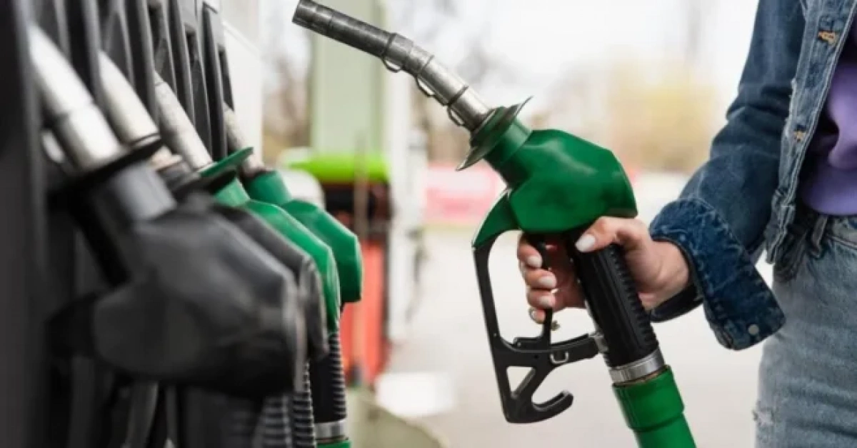 Пальне в Україні може подорожчати до 90 грн: що відбувається на АЗС