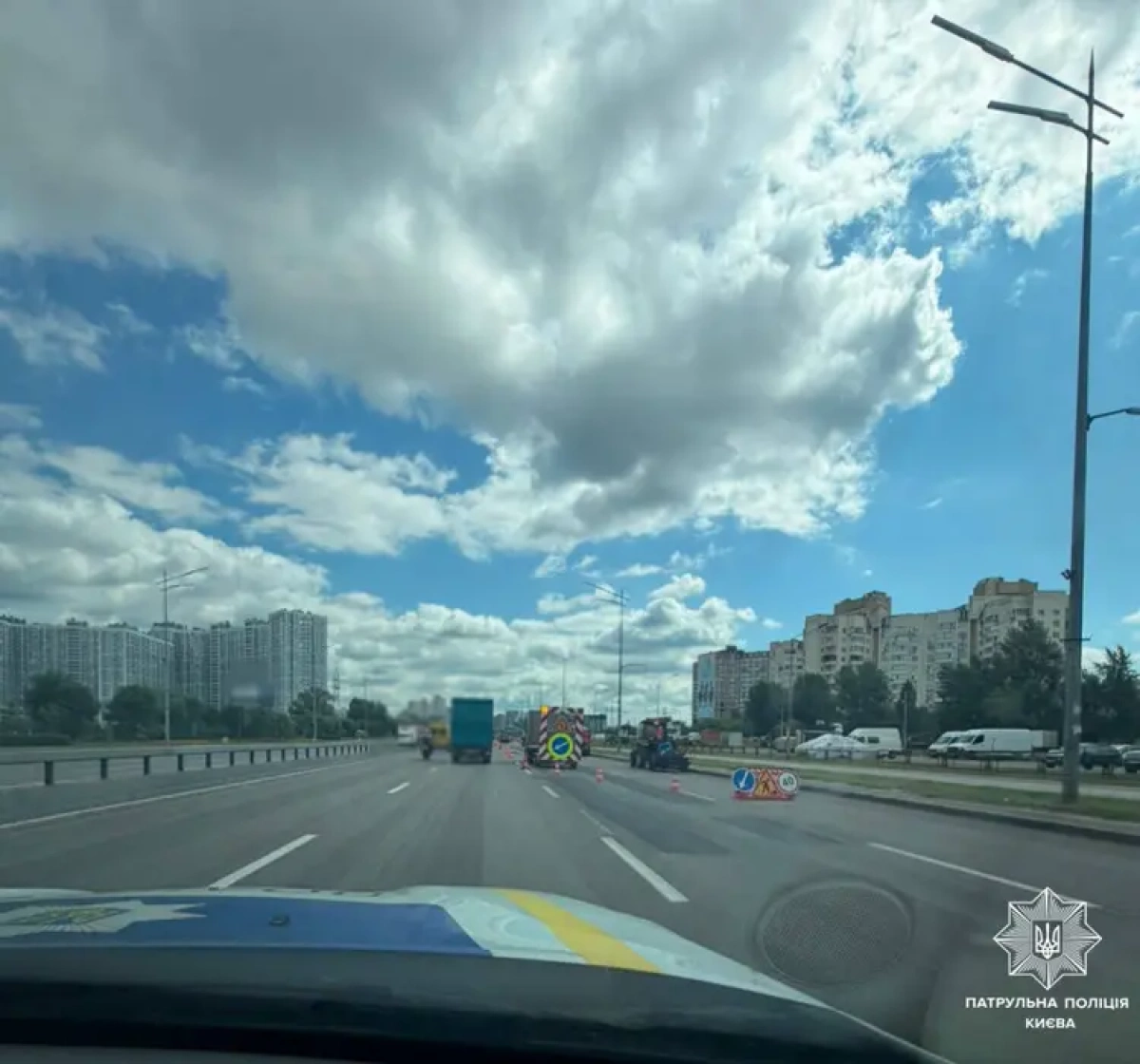 На виїзді з Києва у напрямку Борисполя утворилися затори через ремонт дороги
