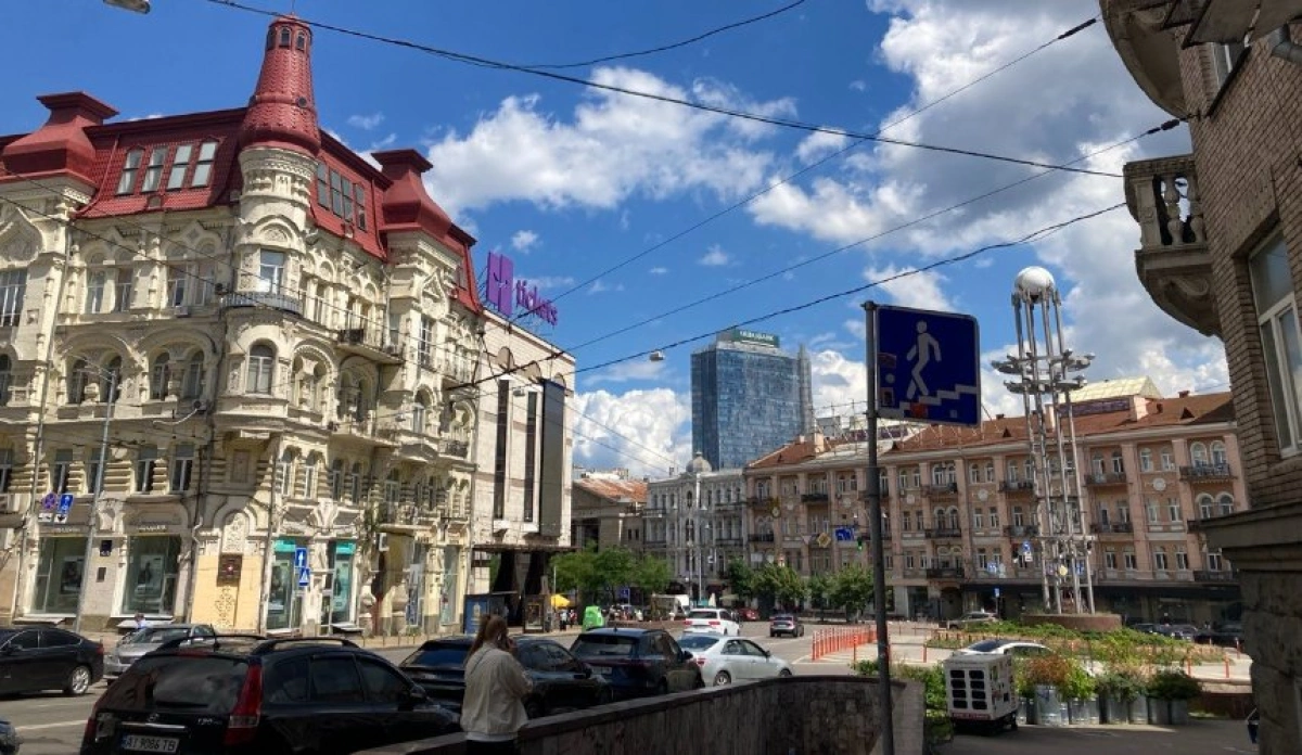 Безбар’єрний Київ: туристичну навігацію адаптують для людей із порушеннями слуху