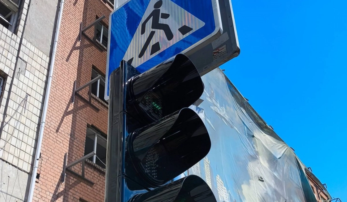 Біля метро «Лук’янівська» у Києві запрацювали світлофори: що змінилося